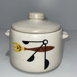 Vintage 1970s West Bend Bean Pot Server 2 qt. With lid